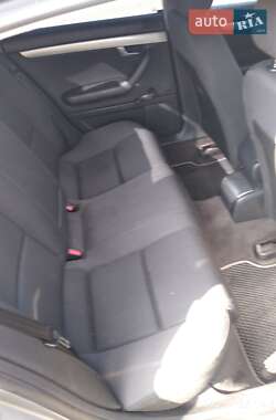 Седан Audi A4 2001 в 