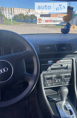 Седан Audi A4 2000 в Вознесенске