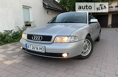 Седан Audi A4 2000 в Надвірній