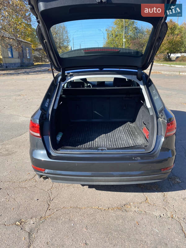 Універсал Audi A4 2017 в Малині