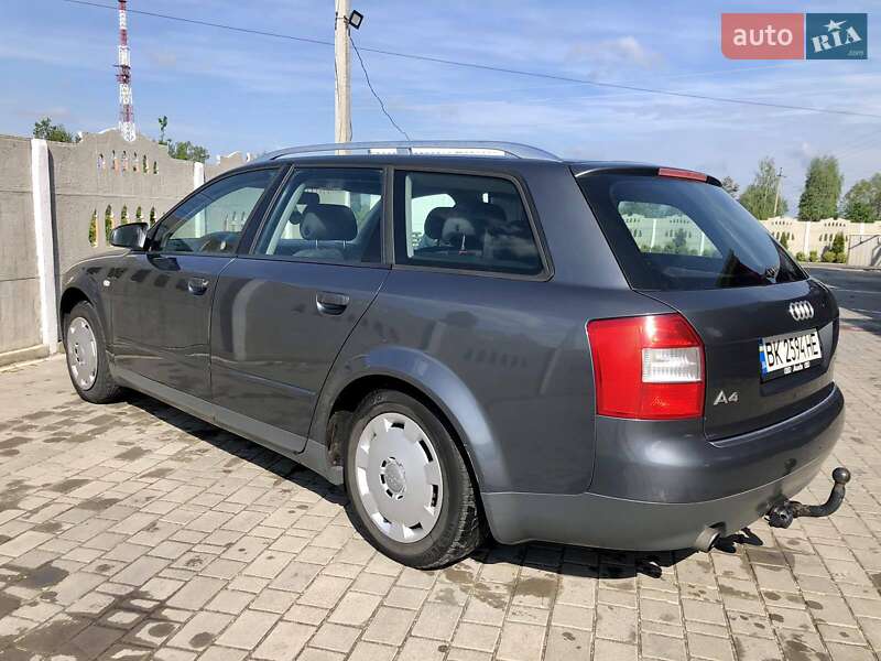 Универсал Audi A4 2002 в Олевске