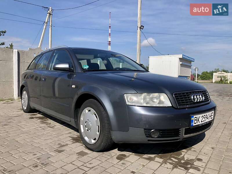 Универсал Audi A4 2002 в Олевске