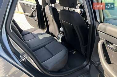 Универсал Audi A4 2002 в 