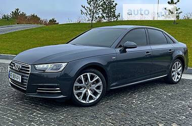 Седан Audi A4 2018 в 