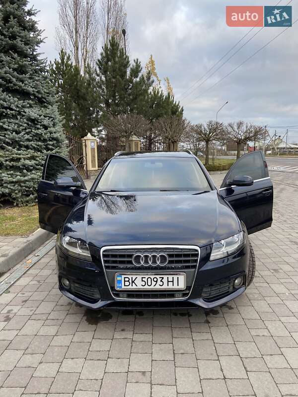 Универсал Audi A4 2010 в Сарнах