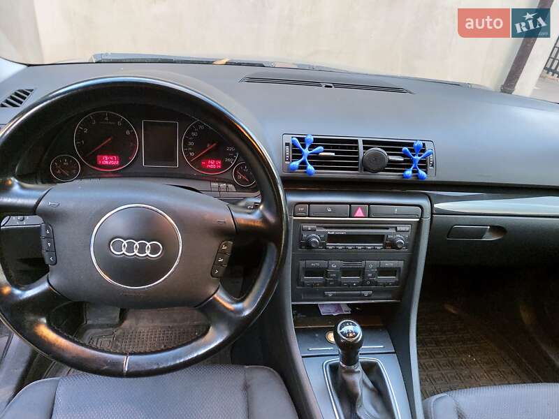 Универсал Audi A4 2004 в Славянске