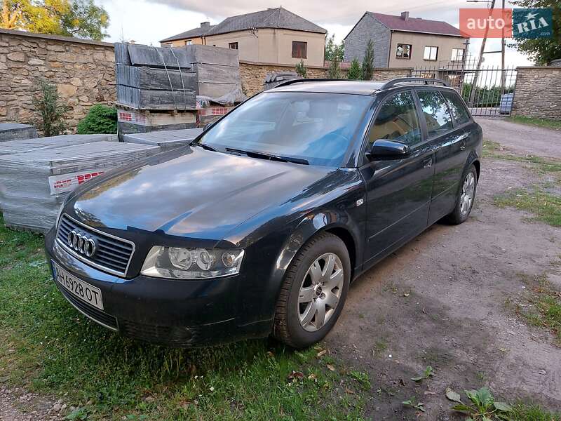 Универсал Audi A4 2004 в Славянске