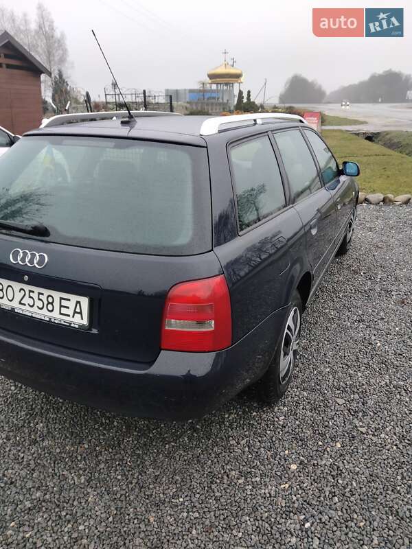 Універсал Audi A4 2000 в Збаражі