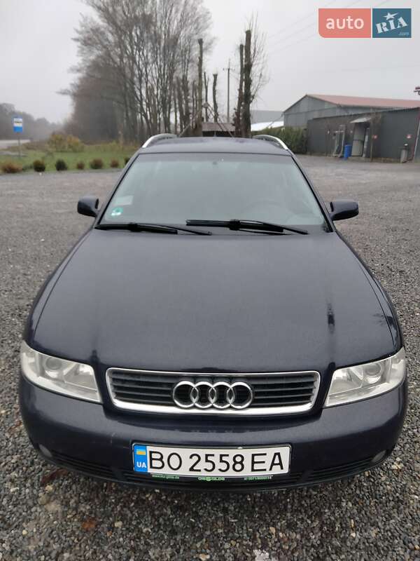 Універсал Audi A4 2000 в Збаражі