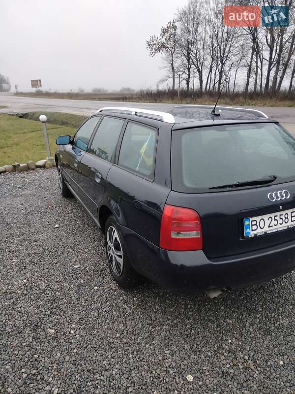 Универсал Audi A4 2000 в Збараже
