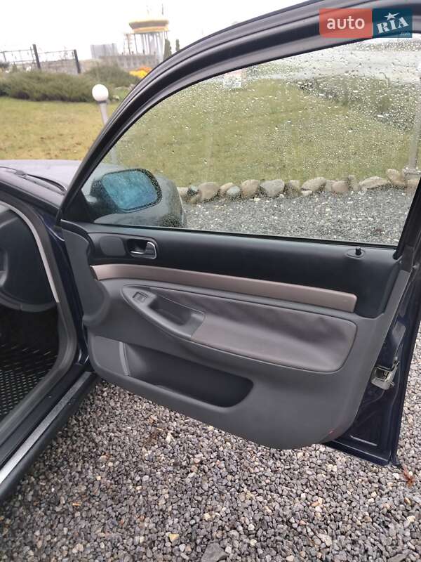 Универсал Audi A4 2000 в Збараже