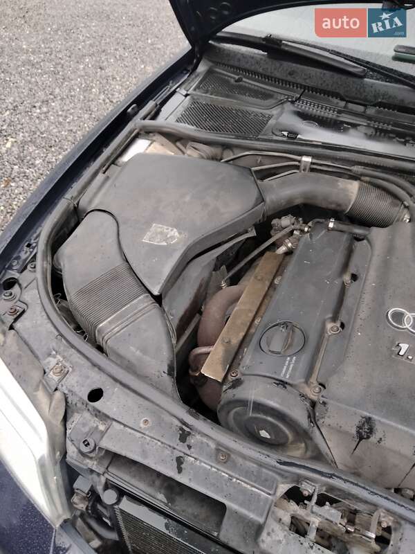 Універсал Audi A4 2000 в Збаражі