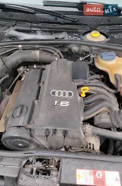 Універсал Audi A4 2000 в Збаражі