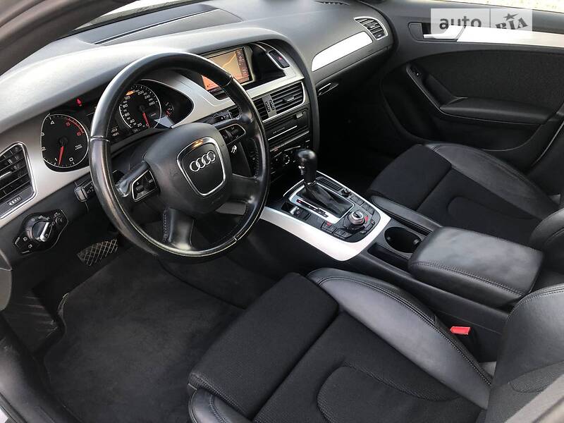 Универсал Audi A4 2011 в Львове