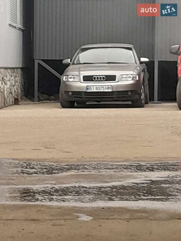 Седан Audi A4 2001 в Кременчуге фото 2 Седан Audi A4 2001 в Кременчуге