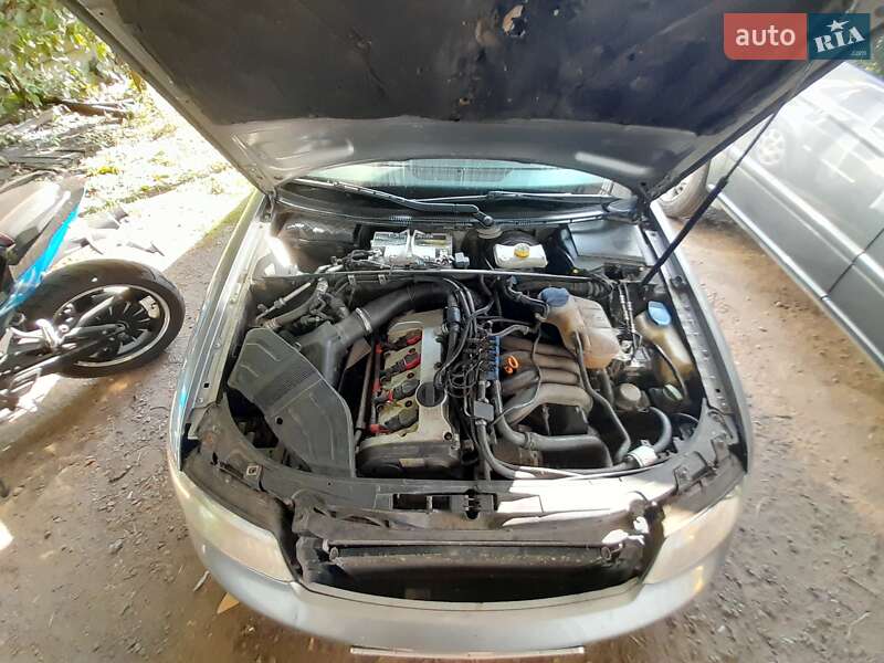 Седан Audi A4 2001 в Кременчуге