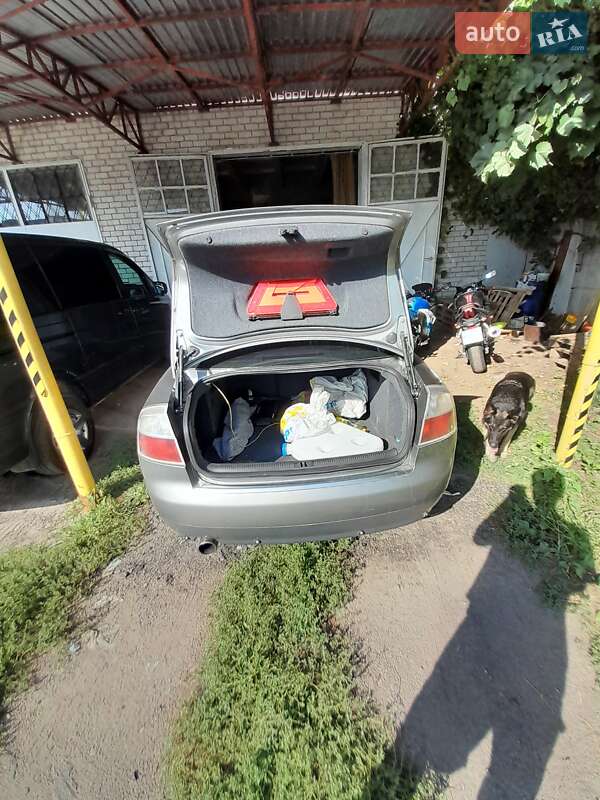 Седан Audi A4 2001 в Кременчуге