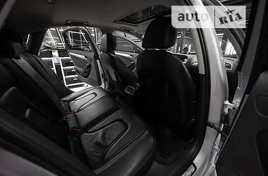 Седан Audi A4 2014 в Днепре