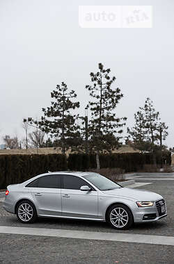 Седан Audi A4 2014 в Днепре