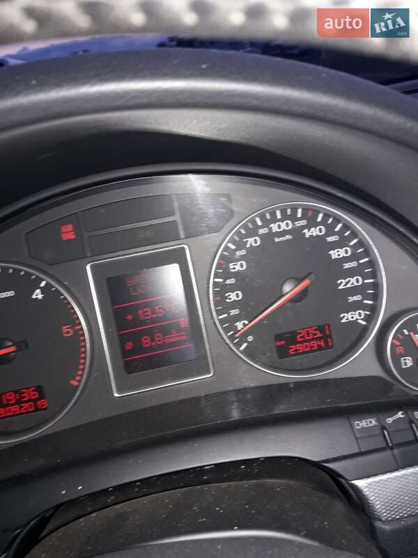 Универсал Audi A4 2002 в Львове