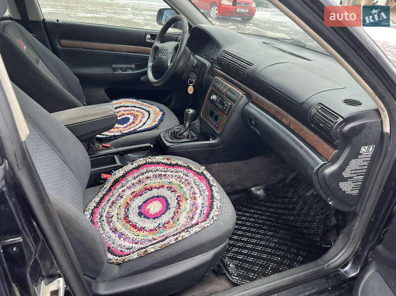 Седан Audi A4 1999 в Одесі фото 24 Седан Audi A4 1999 в Одесі