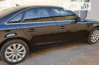 Седан Audi A4 2013 в Днепре