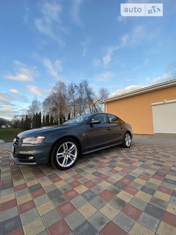 Седан Audi A4 2015 в Василькові