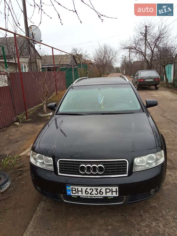 Универсал Audi A4 2001 в Окнах