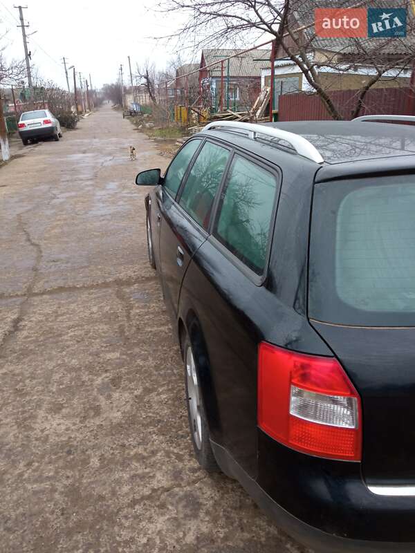 Универсал Audi A4 2001 в Окнах