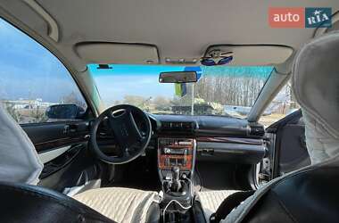 Седан Audi A4 1996 в Переяславе