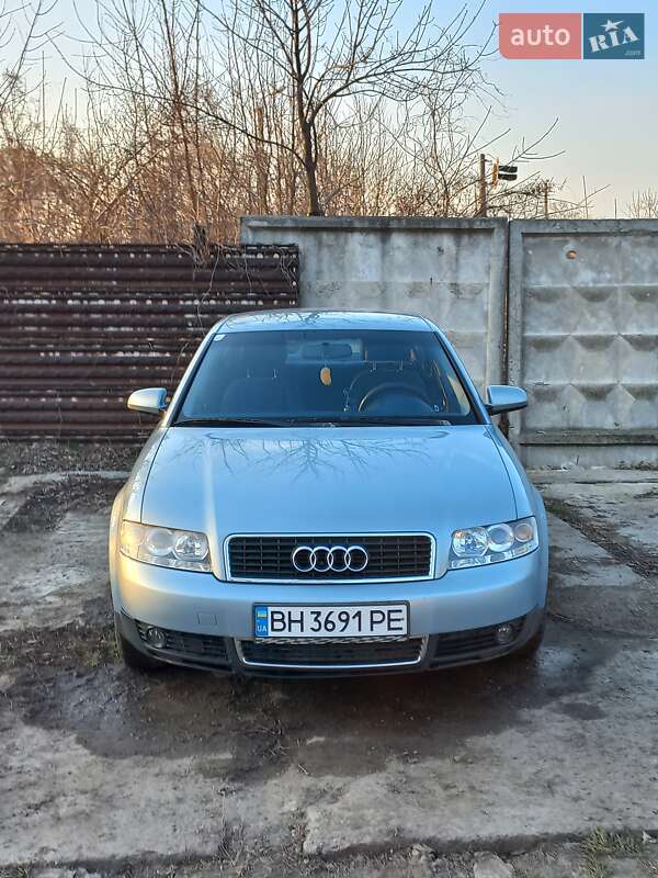 Седан Audi A4 2001 в Подольске
