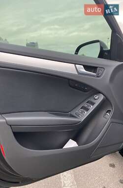 Седан Audi A4 2012 в 