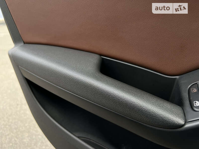 Универсал Audi A4 2014 в Киеве