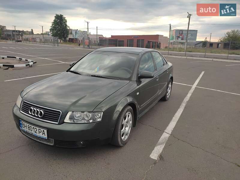 Седан Audi A4 2001 в Белгороде-Днестровском