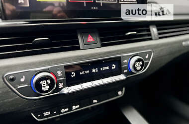 Седан Audi A4 2021 в 