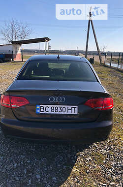 Седан Audi A4 2011 в Львове