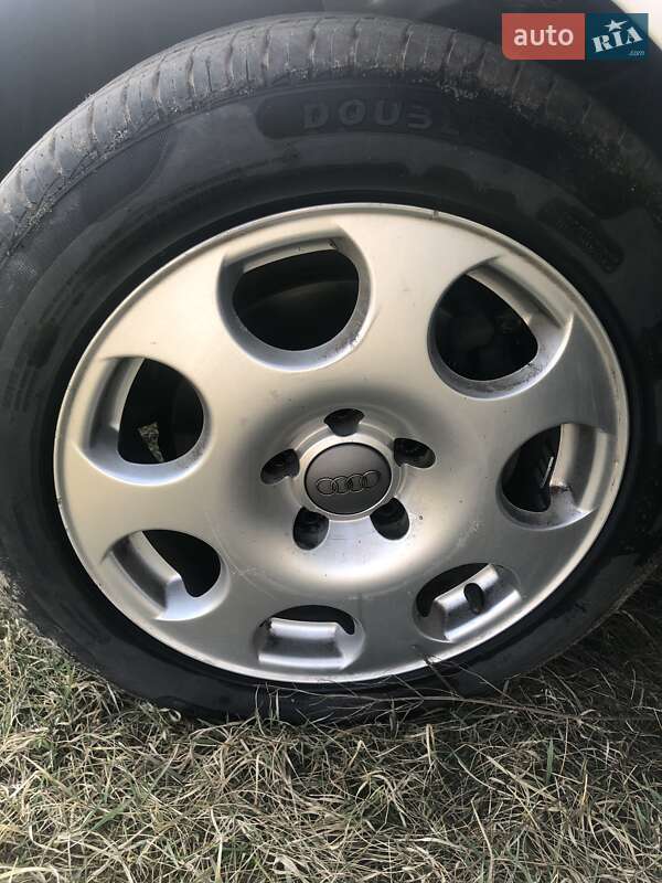 Универсал Audi A4 2003 в Вараше фото 14 Универсал Audi A4 2003 в Вараше