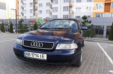 Седан Audi A4 1997 в Виннице