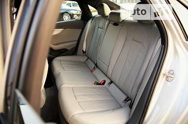 Седан Audi A4 2016 в 
