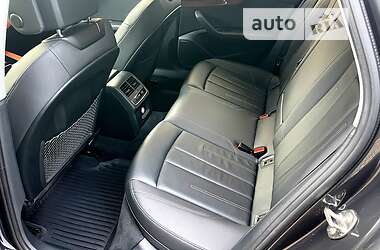 Седан Audi A4 2019 в 