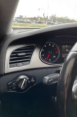 Седан Audi A4 2012 в Києві