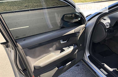 Седан Audi A4 2001 в 
