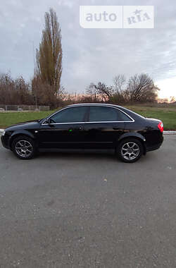 Седан Audi A4 2004 в Валках