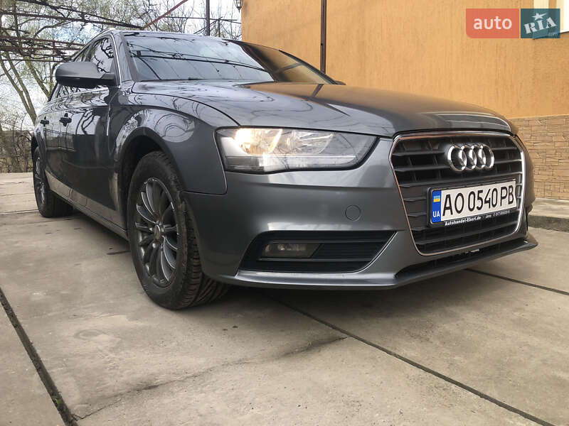 Универсал Audi A4 2012 в Ужгороде фото 3 Универсал Audi A4 2012 в Ужгороде