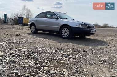 Седан Audi A4 1997 в Хусте
