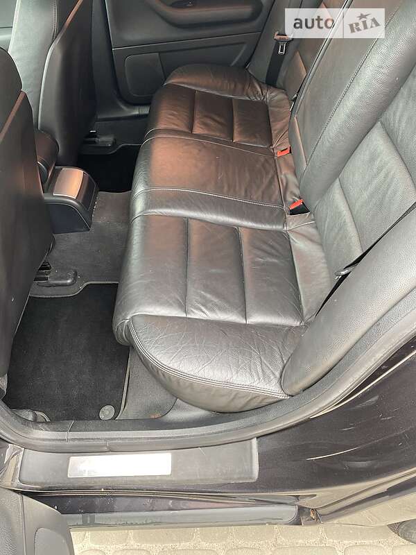 Седан Audi A4 2006 в Луцке