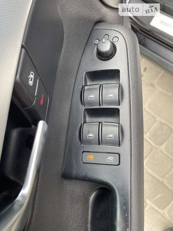 Седан Audi A4 2006 в Луцке