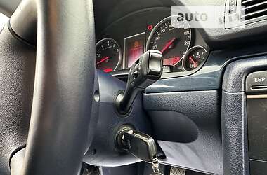 Седан Audi A4 2003 в 