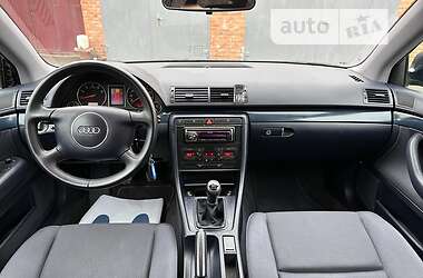 Седан Audi A4 2003 в 