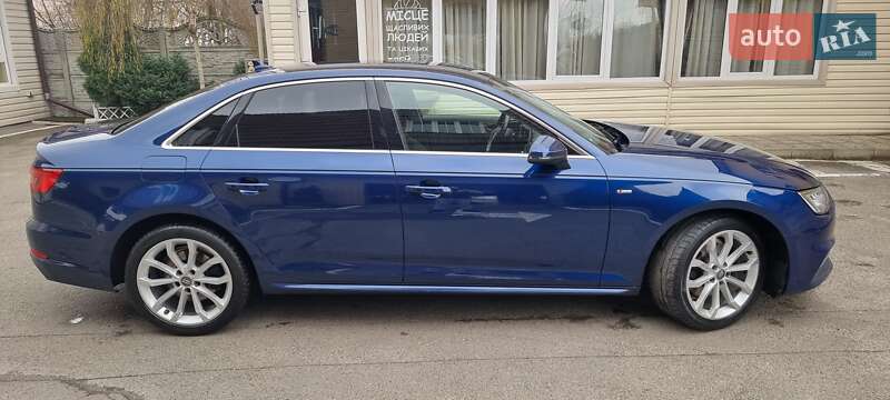 Седан Audi A4 2016 в Киеве